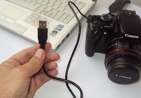 Cara Mudah Memindahkan Foto dari Kamera ke Laptop